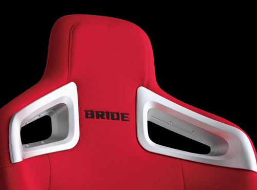 【定番新作登場】限定■BRIDE（ブリッド）　A.i.R　レッド　FRP製シルバーシェル（F86BSF）　エアー　フルバケットシート 本体