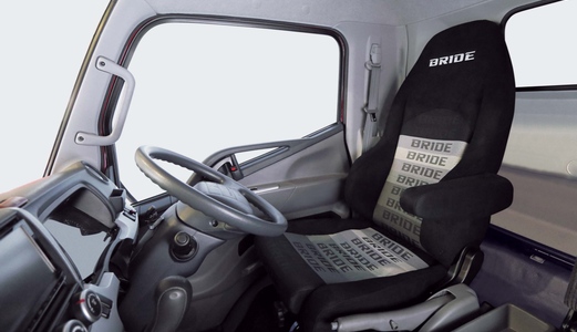 トラック 全製品 安心の車検適合 スポーツシートを選ぶならbride ブリッド